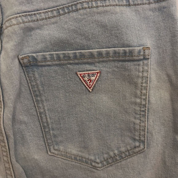 Guess Button Fly 90s Skinny Jeans in Light Wash - Size 27 - Picture 5 of 9
